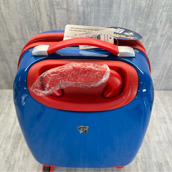 Heys Marvel Spiderman Hardside Kids Carry On 18" Spinning Wheeled Luggage Bag - Picture 5 of 15